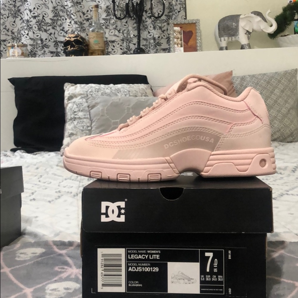 Dc shoes